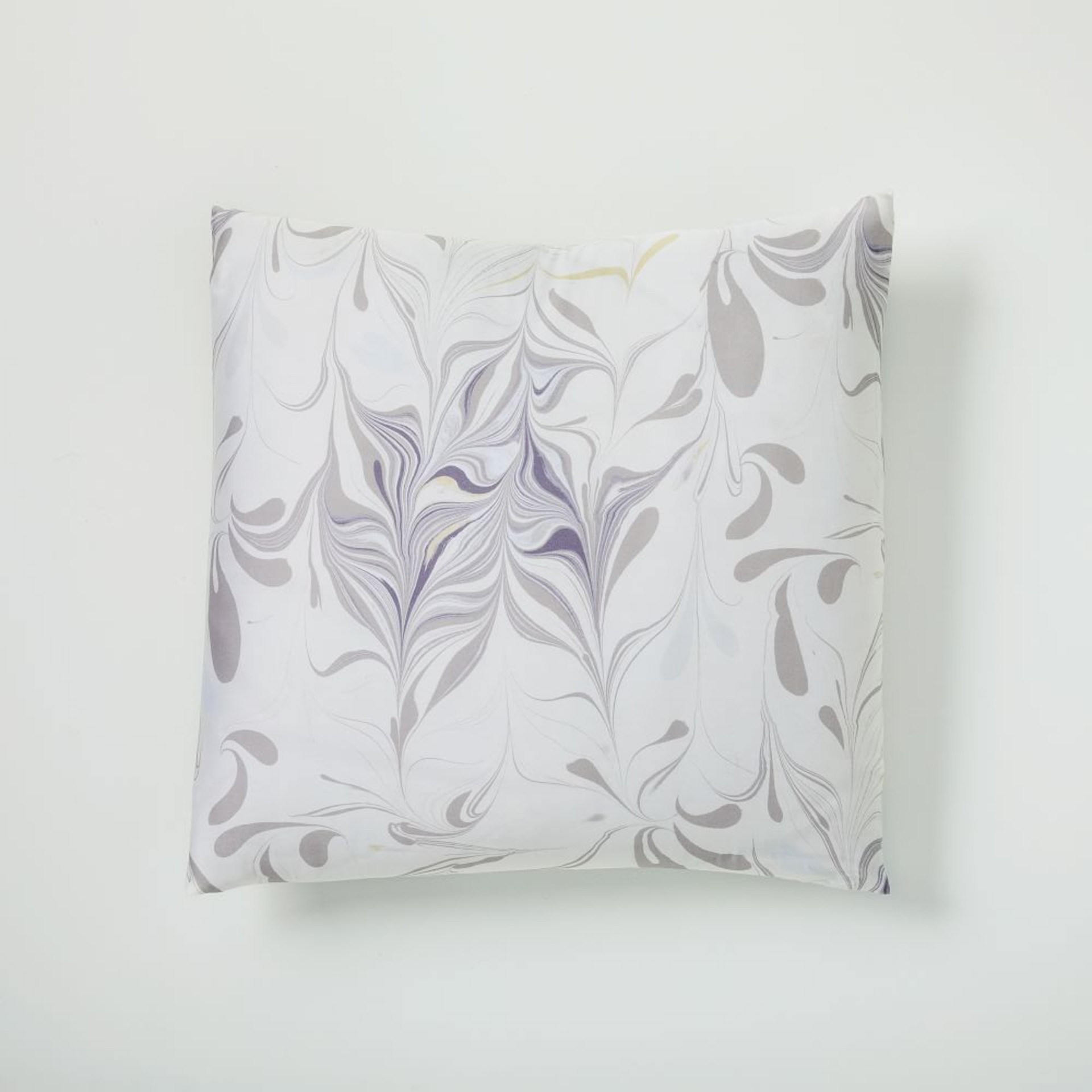 TENCEL™ fibers feathered marble pillowcase (square) - frost grey