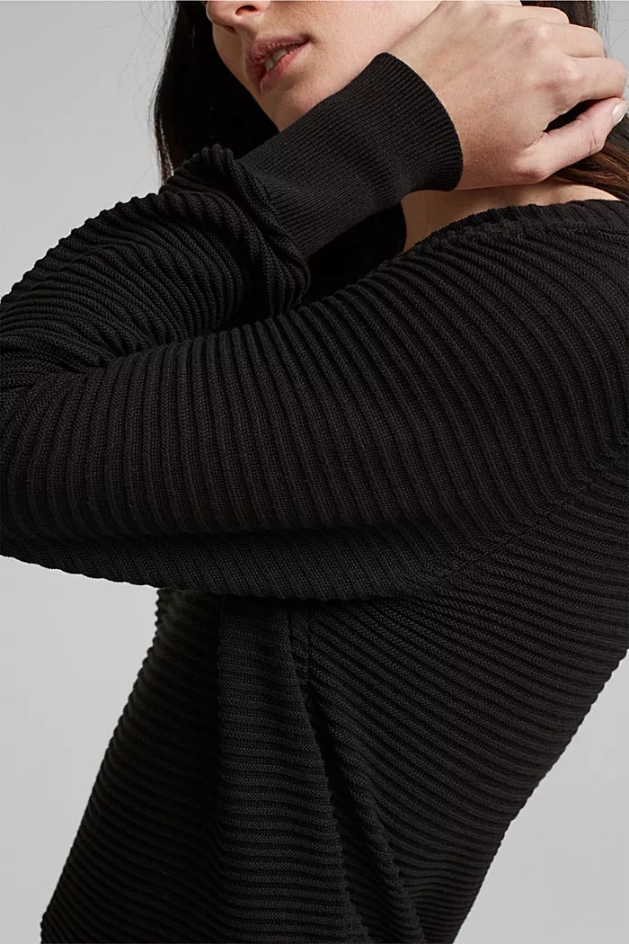 with TENCEL™ Lyocell: ribbed jumper - black